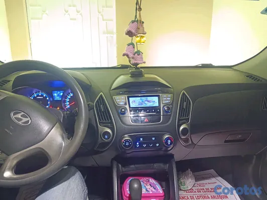 2011 Hyundai Tucson — foto 3 / 5