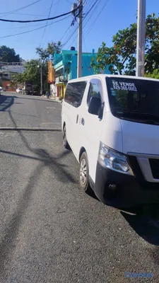 2019 Nissan NV — foto 3 / 9