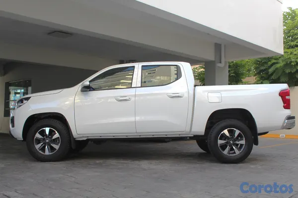 2024 Peugeot Landtrek — foto 3 / 9