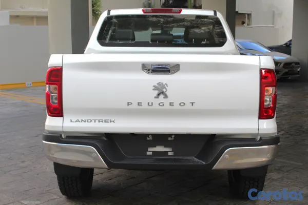 2024 Peugeot Landtrek — foto 7 / 9