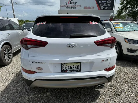 2021 Hyundai Tucson — foto 4 / 10
