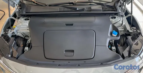 2026 Volvo EX30 ULTRA — foto 4 / 12