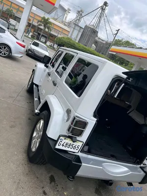 2015 Jeep Rubicon — foto 2 / 11