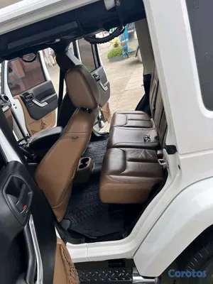 2015 Jeep Rubicon — foto 5 / 11