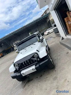 2015 Jeep Rubicon — foto 9 / 11