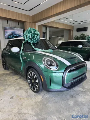 2024 BMW MINI COOPER DE OPORTUNIDAD!