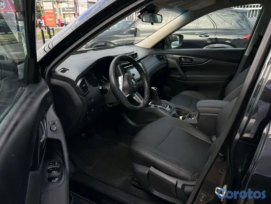 2020 Nissan Rogue — foto 7 / 9
