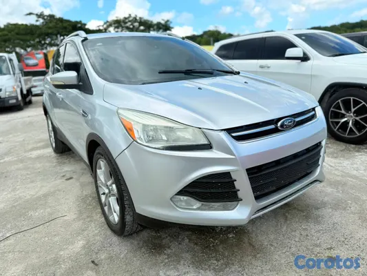 2013 Ford Escape — foto 2 / 12