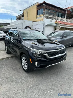 2021 Kia Seltos — foto 2 / 10