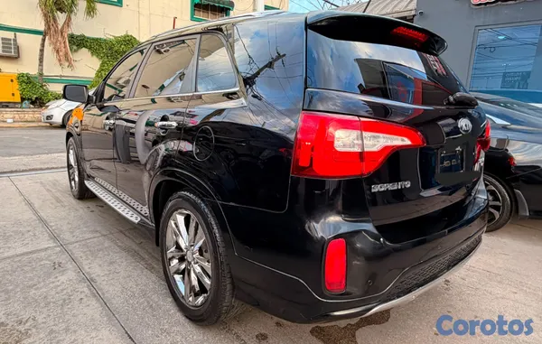 2014 Kia Sorento — foto 13 / 20