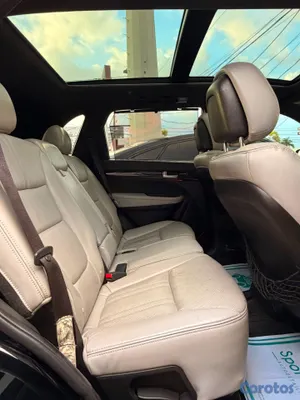 2014 Kia Sorento — foto 19 / 20