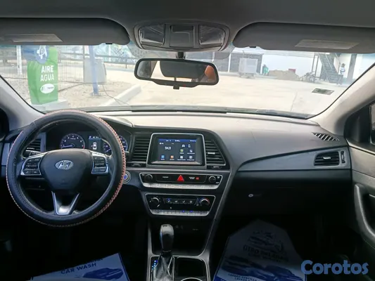 2018 Hyundai Sonata — foto 6 / 7