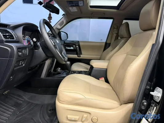 2014 Toyota 4 Runner — foto 3 / 9