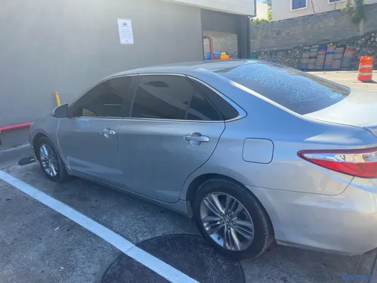 2016 Toyota Camry — foto 4 / 10