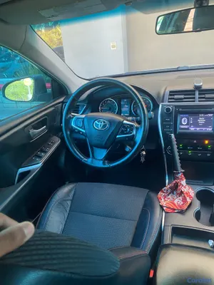 2016 Toyota Camry — foto 8 / 10