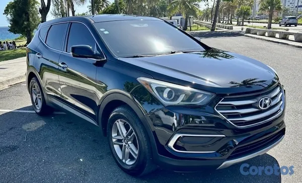 2017 Hyundai Santa Fe — foto 3 / 10