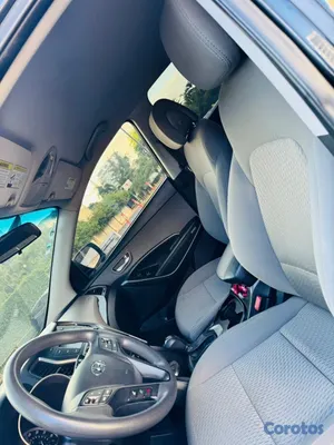 2017 Hyundai Santa Fe — foto 9 / 10