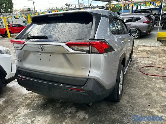 2020 Toyota Rav-4 — foto 4 / 11