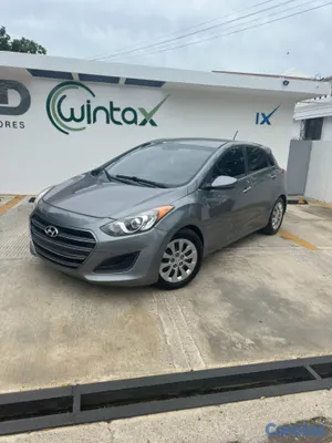 2017 Hyundai Elantra — foto 4 / 12