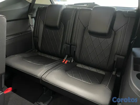 2026 Volkswagen Teramont — foto 9 / 12