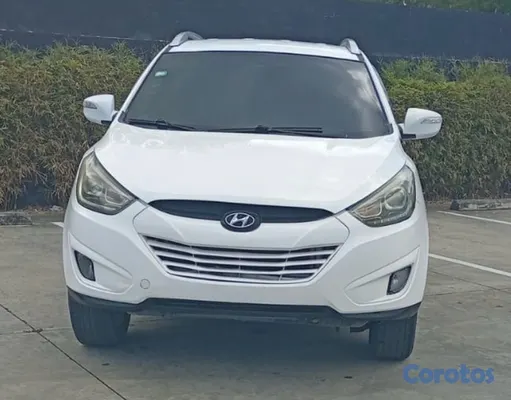 2015 Hyundai Tucson — foto 2 / 9