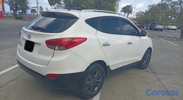 2015 Hyundai Tucson — foto 7 / 9