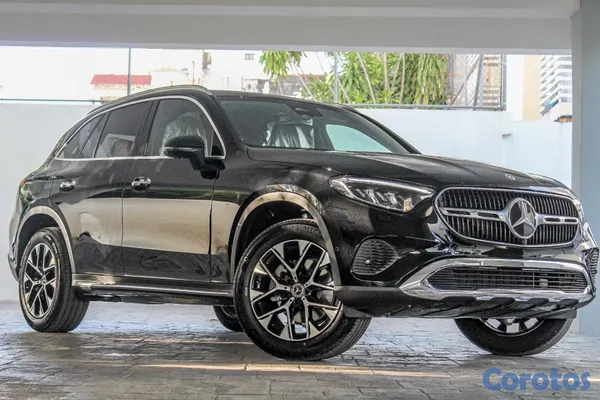 2026 Mercedes-Benz Clase GLC — foto 3 / 9