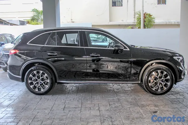 2026 Mercedes-Benz Clase GLC — foto 5 / 9