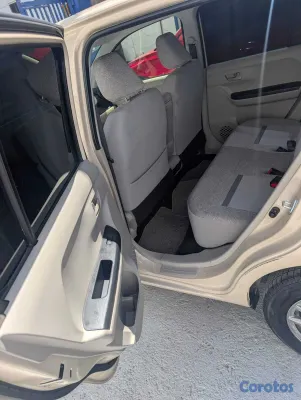 2021 Toyota Passo — foto 8 / 12