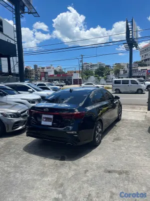 2019 Kia Forte — foto 6 / 11