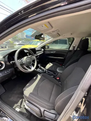 2019 Kia Forte — foto 9 / 11