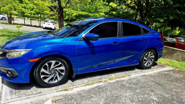 2016 Honda Civic — foto 7 / 11