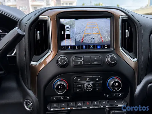 2020 Chevrolet Silverado — foto 5 / 7