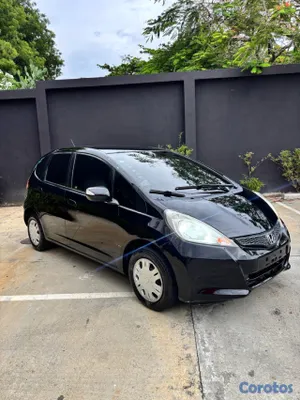 2013 Honda Fit — foto 2 / 9