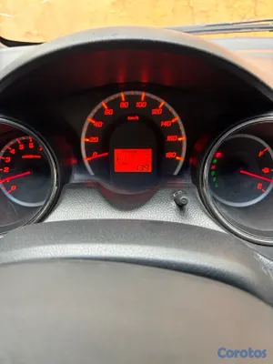 2013 Honda Fit — foto 9 / 9