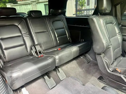 2020 Lincoln Navigator — foto 3 / 10