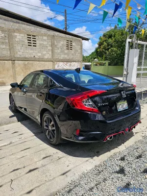 2020 Honda Civic — foto 10 / 13