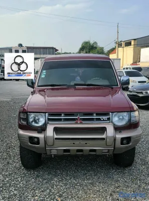 1999 Mitsubishi Montero — foto 3 / 10
