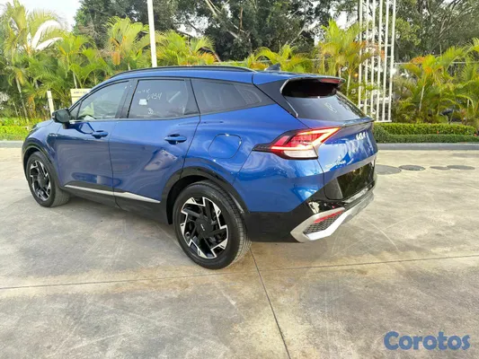 2023 Kia Sportage — foto 8 / 9