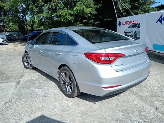 2016 Hyundai Sonata — foto 4 / 10