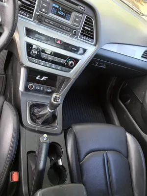 2016 Hyundai Sonata — foto 6 / 10