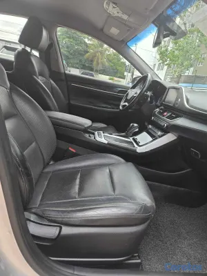 2018 Hyundai Grandeur — foto 4 / 19