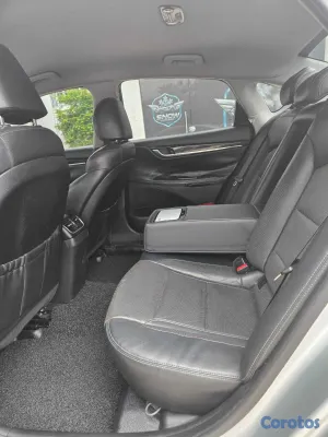 2018 Hyundai Grandeur — foto 6 / 19