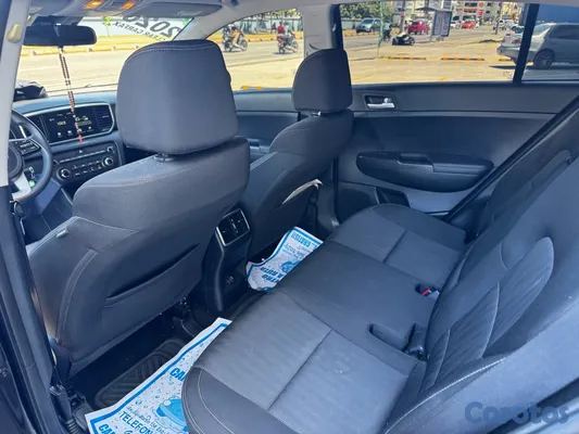 2020 Kia Sportage — foto 7 / 10