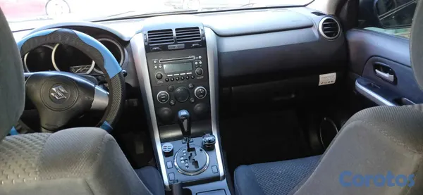2009 Suzuki Vitara — foto 6 / 10