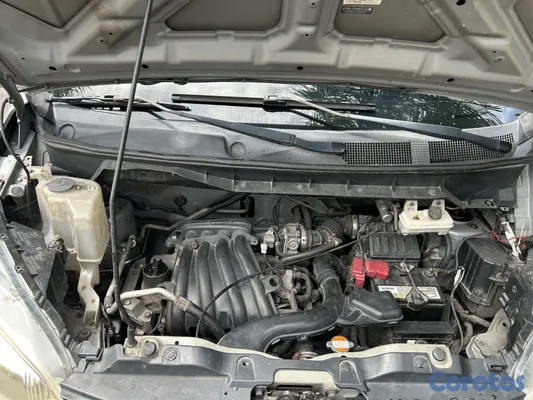 2013 Nissan NV — foto 5 / 5