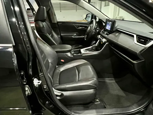 2021 Toyota Rav-4 — foto 5 / 10