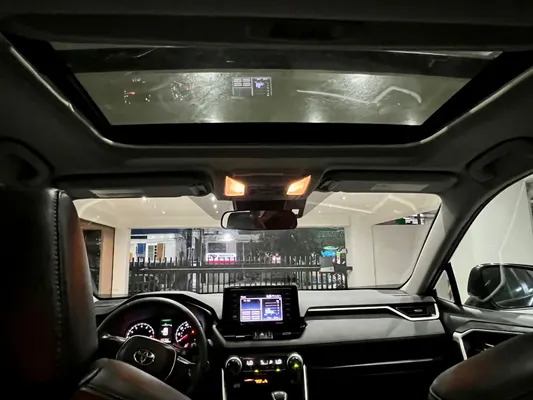 2021 Toyota Rav-4 — foto 10 / 10