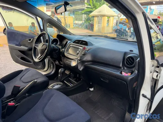 2012 Honda Fit — foto 3 / 5