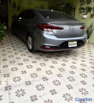 2019 Hyundai Elantra